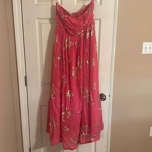 l Gorgeous pink and gold strapless dress by Free Peop
